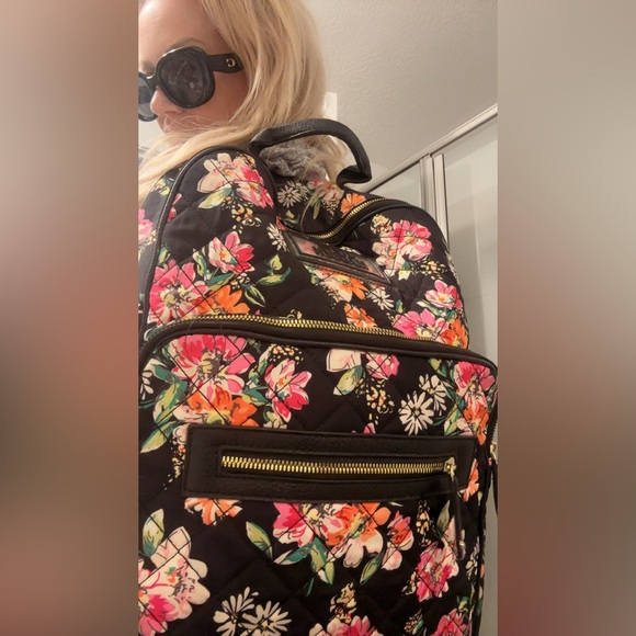 🌸 Steve Madden Quilted Floral Backpack 🌸 - Picture 13 of 17